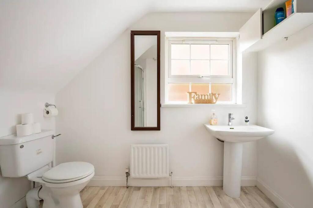 Lovely One Bedroom Flat. Belfast Buitenkant foto