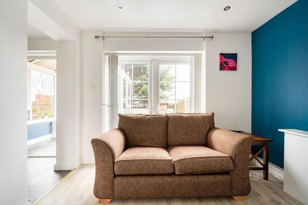 Lovely One Bedroom Flat. Belfast Buitenkant foto