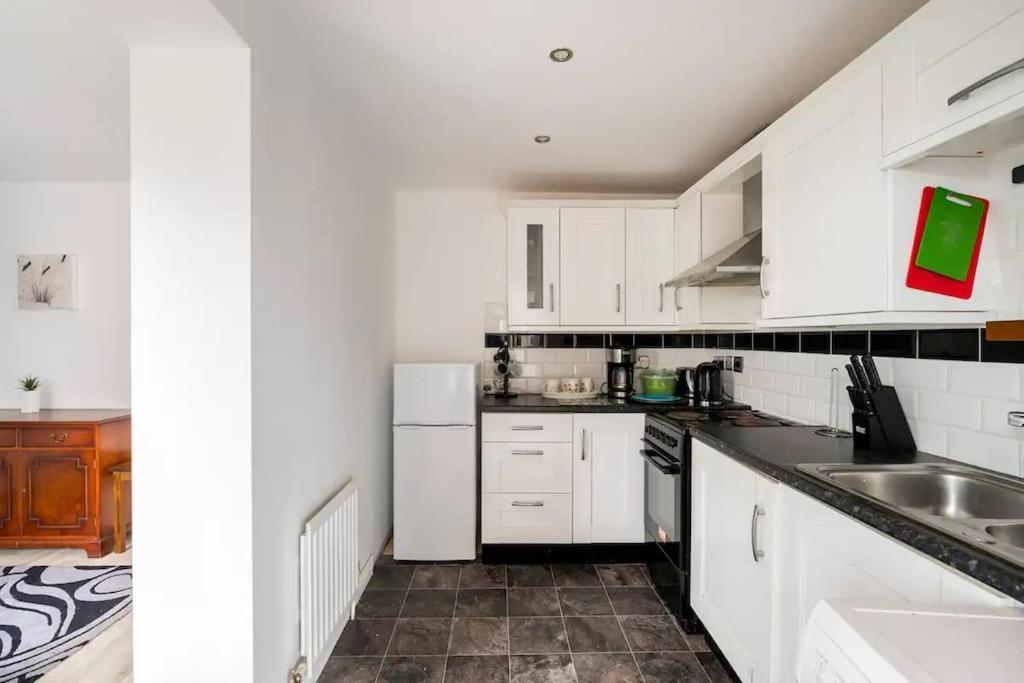 Lovely One Bedroom Flat. Belfast Buitenkant foto